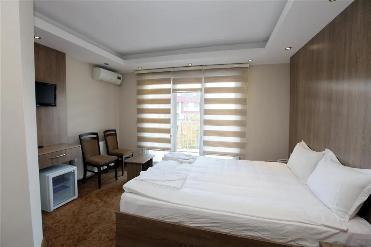Ny World Hotel Istanbul 3*,